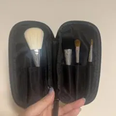 shu uemura / ポータブル ブラシ セット 4本セットのサムネイル