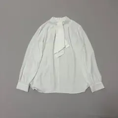 【23区】バックサテンアムンゼン ボウタイ付き 2WAY ブラウス 白 38