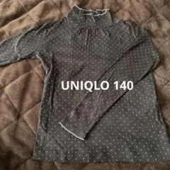 ユニクロ　ヒートテック　タートルネック　長袖Tシャツ　ロンT 女の子　140