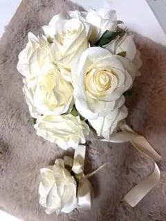 ウェディングブーケ 結婚式 造花 アイボリー ラウンドブーケ（ブートニア付き）