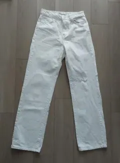 【未使用】ZARA ホワイト ストレートデニム EUR36