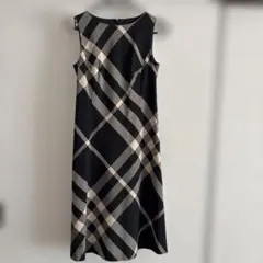 BURBERRY LONDON ノースリーブワンピース チェック柄 7号のサムネイル