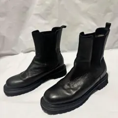 美品⭐️NICAL サイドゴアブーツ　ブラックのサムネイル