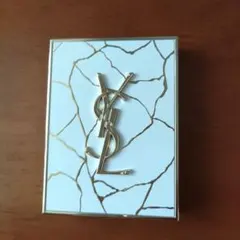 イヴ・サンローラン　クチュール　ミニ　クラッチ　910 （アイシャドウ）