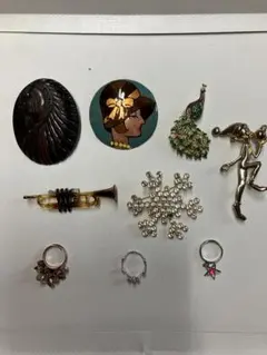 昭和レトロなブローチと指輪