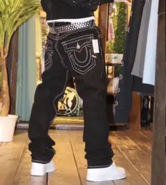 希少」IO着用 TRUE RELIGION ブラックデニムパンツ - メルカリ