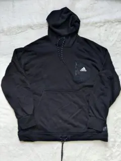 adidasブラック フード付きパーカー