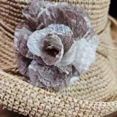 夢物語（樹庵）ブラウンとホワイトのレース8ｃｍコサージュ（髪留めつき）