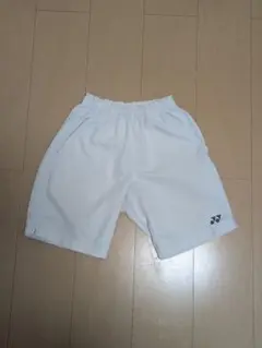 YONEXヨネックス　バドミントン　ハーフパンツ（白）130