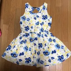heather 花柄　ワンピース　Mサイズのサムネイル