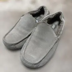 UGG アグ　モカシン　ムートンシューズ