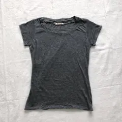 新品MARNI グレー　Tシャツ カットソー　３８のサムネイル