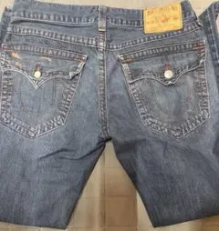 論理ロンリー LEVI
