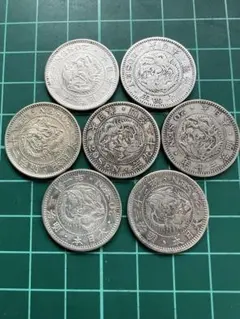 日本銀貨 竜50銭銀貨 5年号 - メルカリ