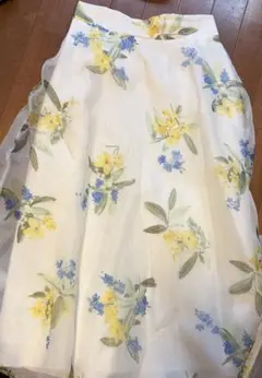 MISCH MASCH 花柄シアーロングスカート