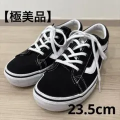 【極美品】VANS スニーカー ブラック ホワイト オールドスクール　23.5のサムネイル