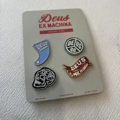 【新品未使用】deus ex machina ピンバッジ　セット　デウスのサムネイル