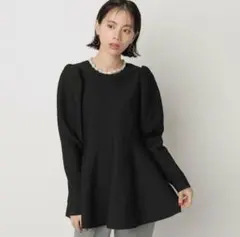 CADUNE ペプラムパフスリーブニット ベージュ　川上桃子コラボ