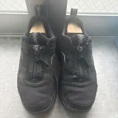 UGG ジップアップ スニーカー ブラックのサムネイル