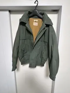 オリーブグリーン ミリタリージャケット フード付き
