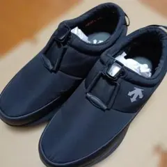 DESCENTE スリッポン晴雨兼用 レディーススニーカー撥水ブラック24cmのサムネイル