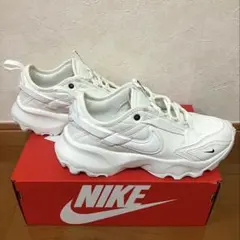 【美品】NIKE TC7900 23.5cm