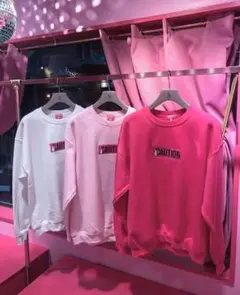 【新品】FR2梅　CAUTION裏起毛スウェット チェリーピンク