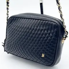 良品✨ バリー　ショルダーバッグ　キルティング　レザー　チェーン　ゴールド金具のサムネイル