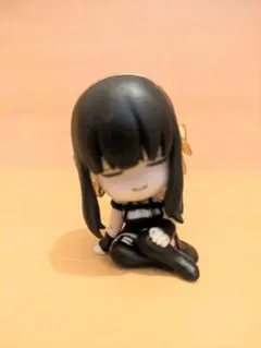 スパイファミリー　ヨル・フォージャー　肩ズン　かわいいフィギュア