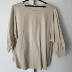 UNIQLO七分袖カットソー　ベージュ