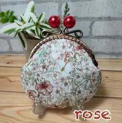 リバティプリント*ミセスモンロー*使用がま口ポーチ、小銭入れ、ハンドメイド