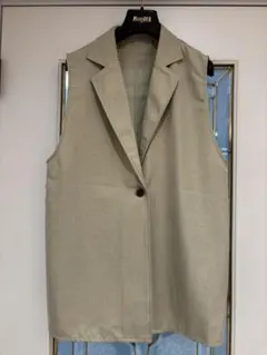 ベージュ シングルボタン ベスト