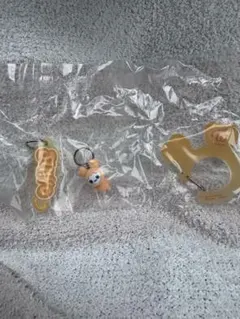 TWICE LOVELYS アクリルカラビナフロッキーマスコット ジヒョ