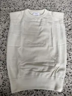 ZARA ノースリーブセーター