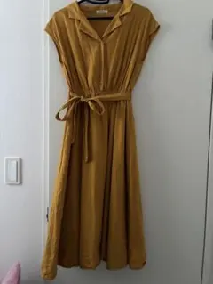ノースリーブシャツ　ワンピース マスタード　黄色