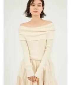 【試着のみ美品】emmi オフショルニットドッキングワンピース