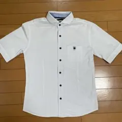 MELROSEスリムフィット 半袖シャツのサムネイル