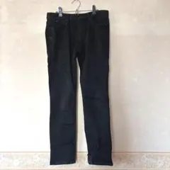 ユニクロ ブラックデニム スキニー 25インチ 黒 ジーンズ パンツ