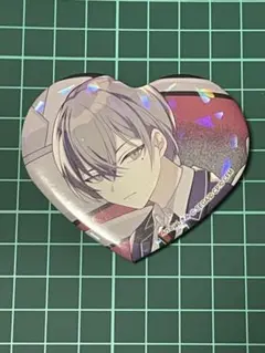 2025年最新】きらきらハート型缶バッジの人気アイテム - メルカリ