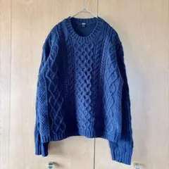 UNIQLO ケーブルニットセーター　L