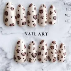 ネイルチップ　レオパード　ハート
