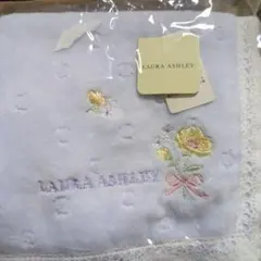 LAURA ASHLEY タオルハンカチ 花柄刺繍 ライトブルーのサムネイル
