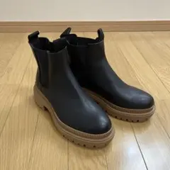 ブラック サイドゴアブーツ 合成皮革