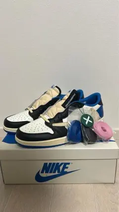 トラヴィススコット×フラグメント×ナイキエアジョーダン1　low