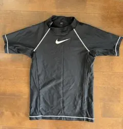 Nike ブラック ラッシュガード M