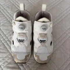 Reebok インスタポンプフューリー95