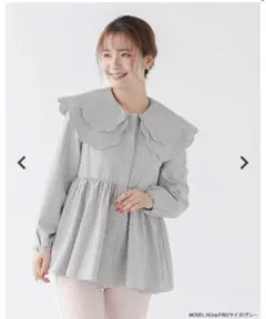 fitmore ダブルスカラップギンガムブラウス　グレー