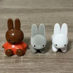 miffy ふさふさマスコット うさぎ どこでもペったんスタンドマスコット
