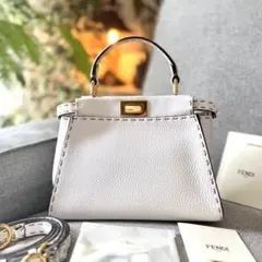 FENDI ピーカブーミニ ピンクセレリアバッグ パイソン - メルカリ