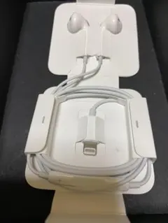 未使用 Apple純正 EarPods Lightingコネクタ 有線イヤホン